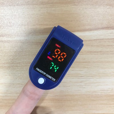 lk87指夹式血氧仪 热卖Oximeter家用血氧饱和度心率监测LED血氧仪图3