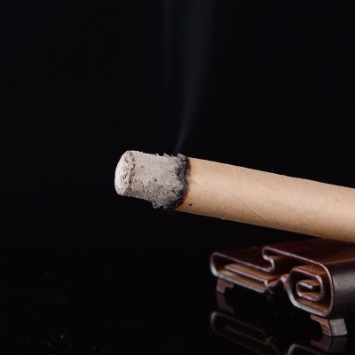 南阳厂家批发艾条艾柱长艾灸条粗艾灸柱产地纯艾绒艾草条艾条加工图4